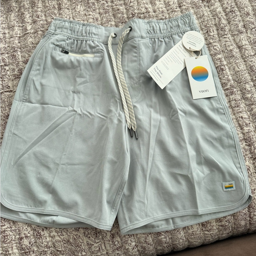Vuori Men's Light Gray Shorts